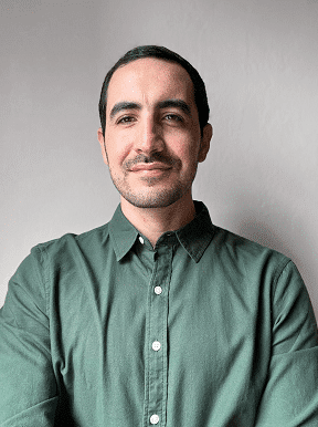 Andres R Website Photo