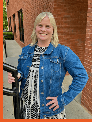 Donne Wusthoff RECEPTIONIST